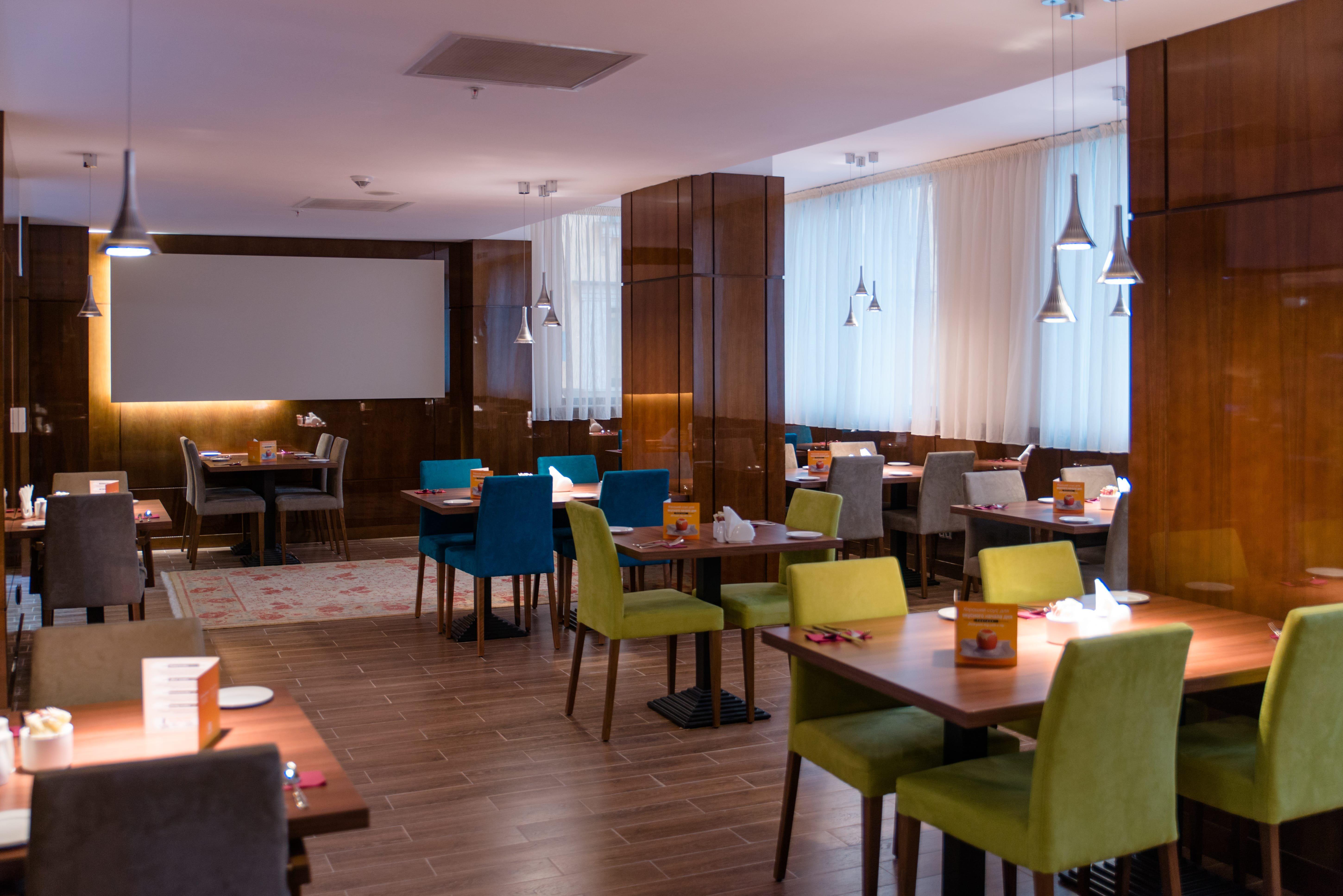 Holiday Inn Aktau By Ihg Εξωτερικό φωτογραφία