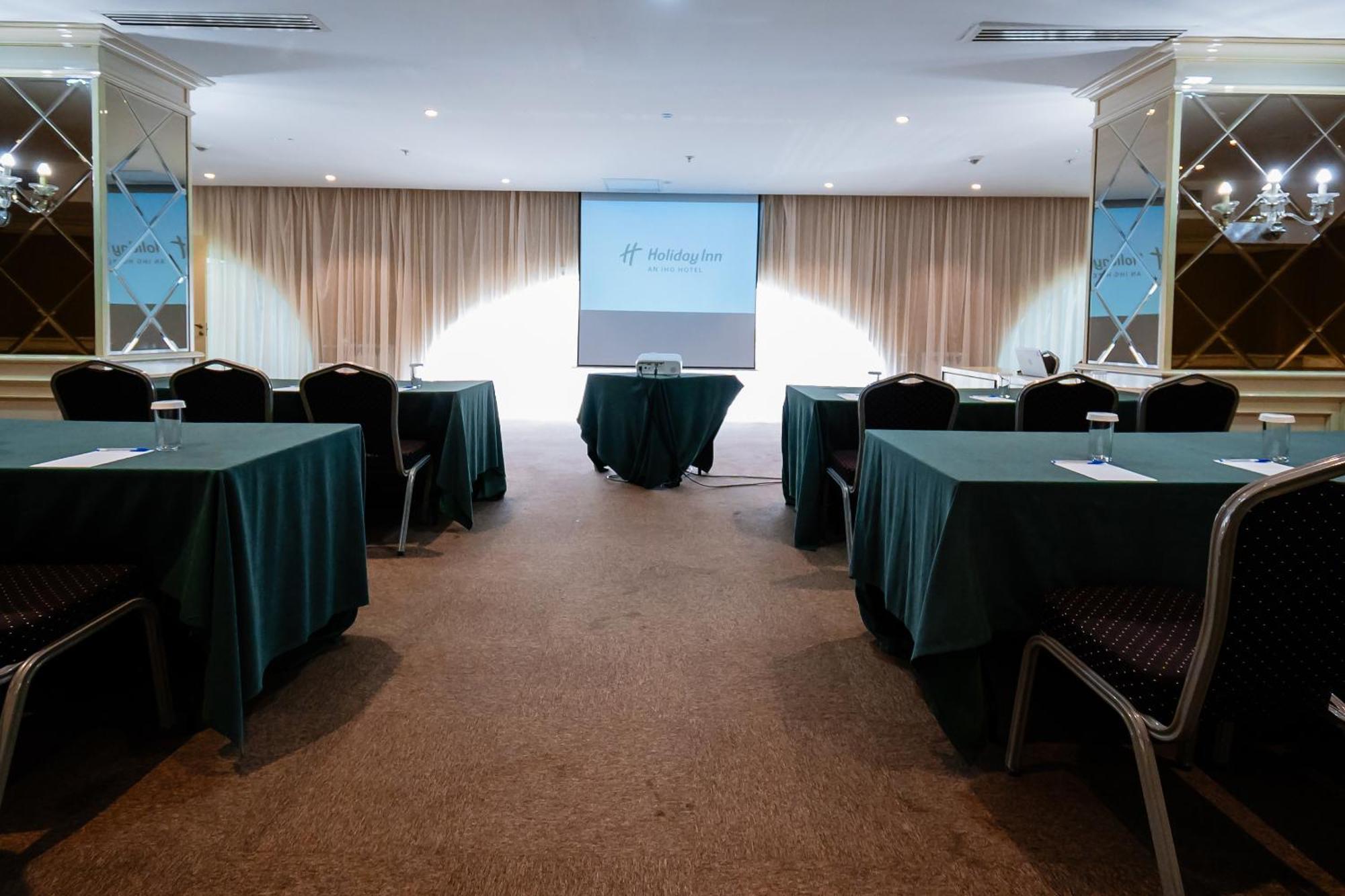 Holiday Inn Aktau By Ihg Εξωτερικό φωτογραφία