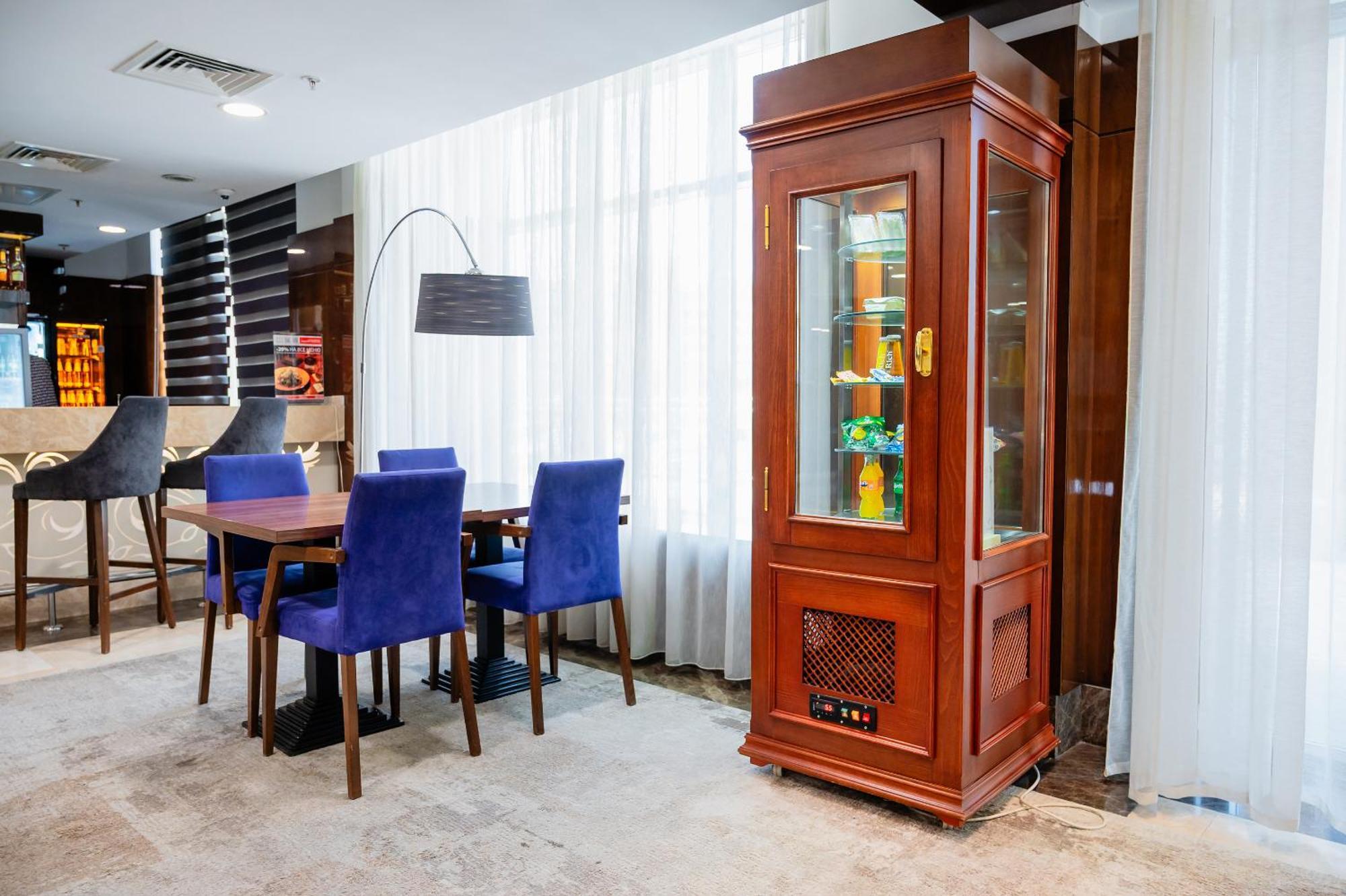 Holiday Inn Aktau By Ihg Εξωτερικό φωτογραφία