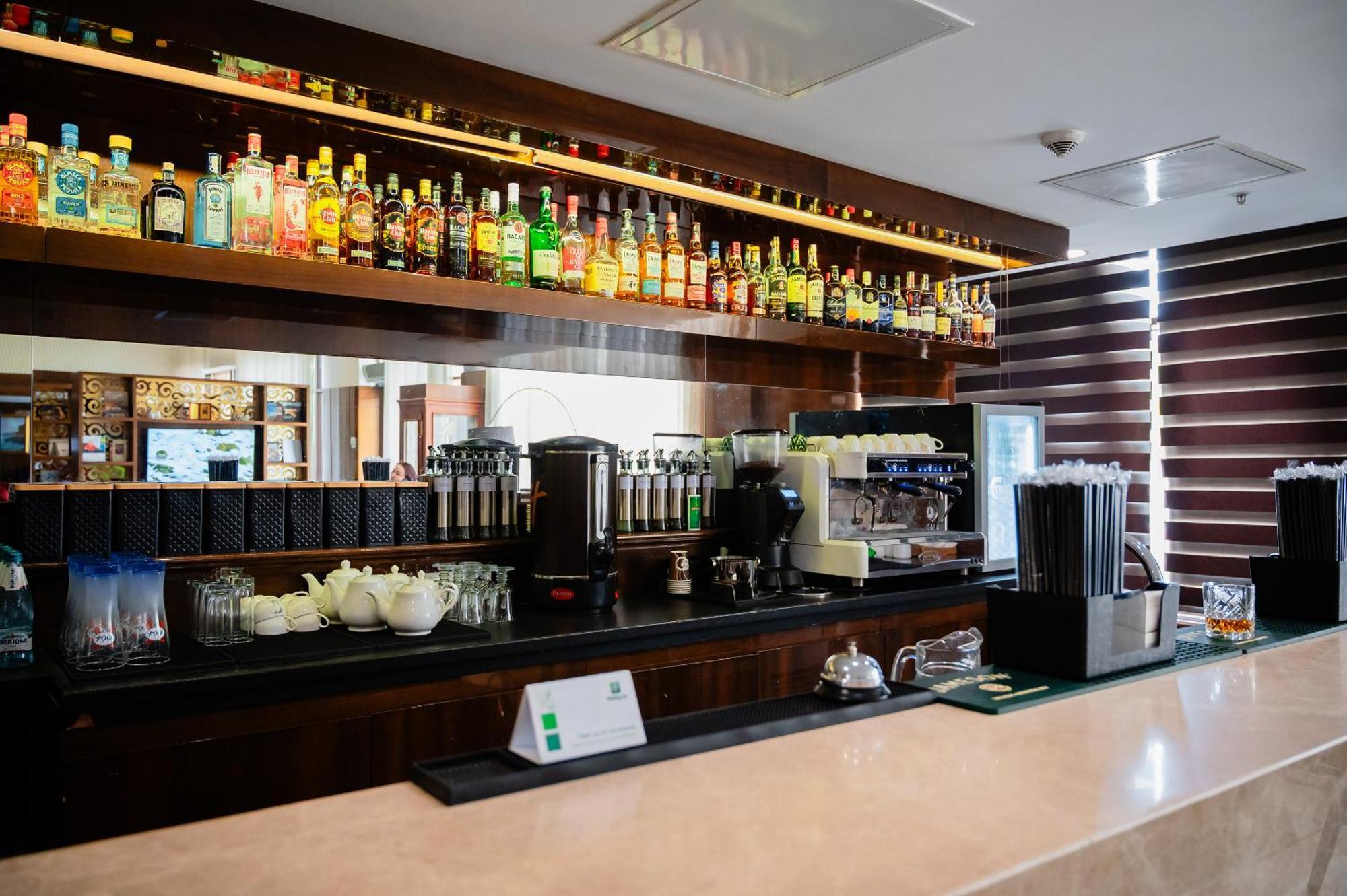 Holiday Inn Aktau By Ihg Εξωτερικό φωτογραφία